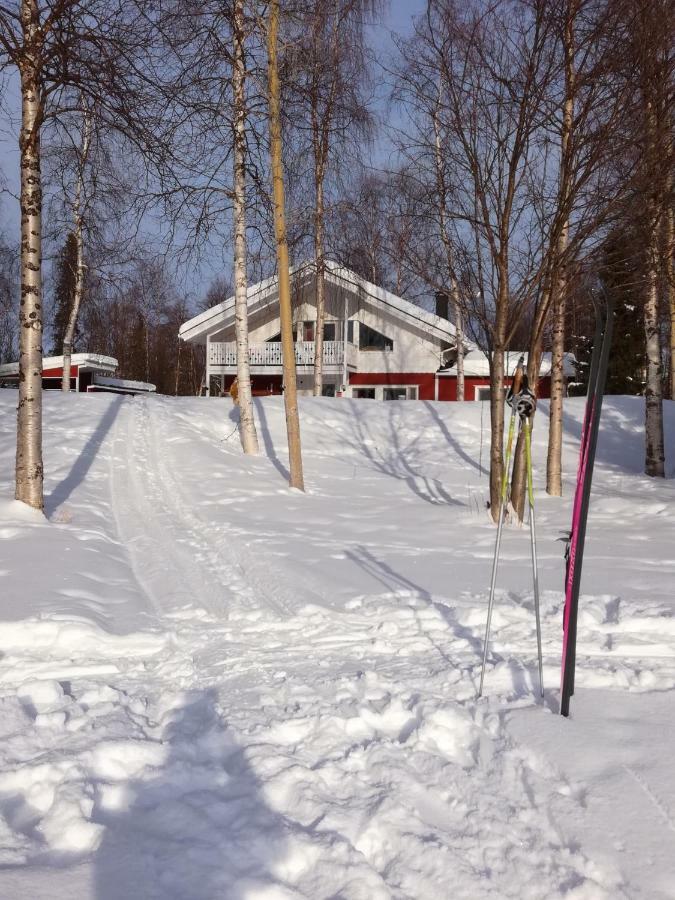 Riverhouse Lumo Ivalo Luaran gambar