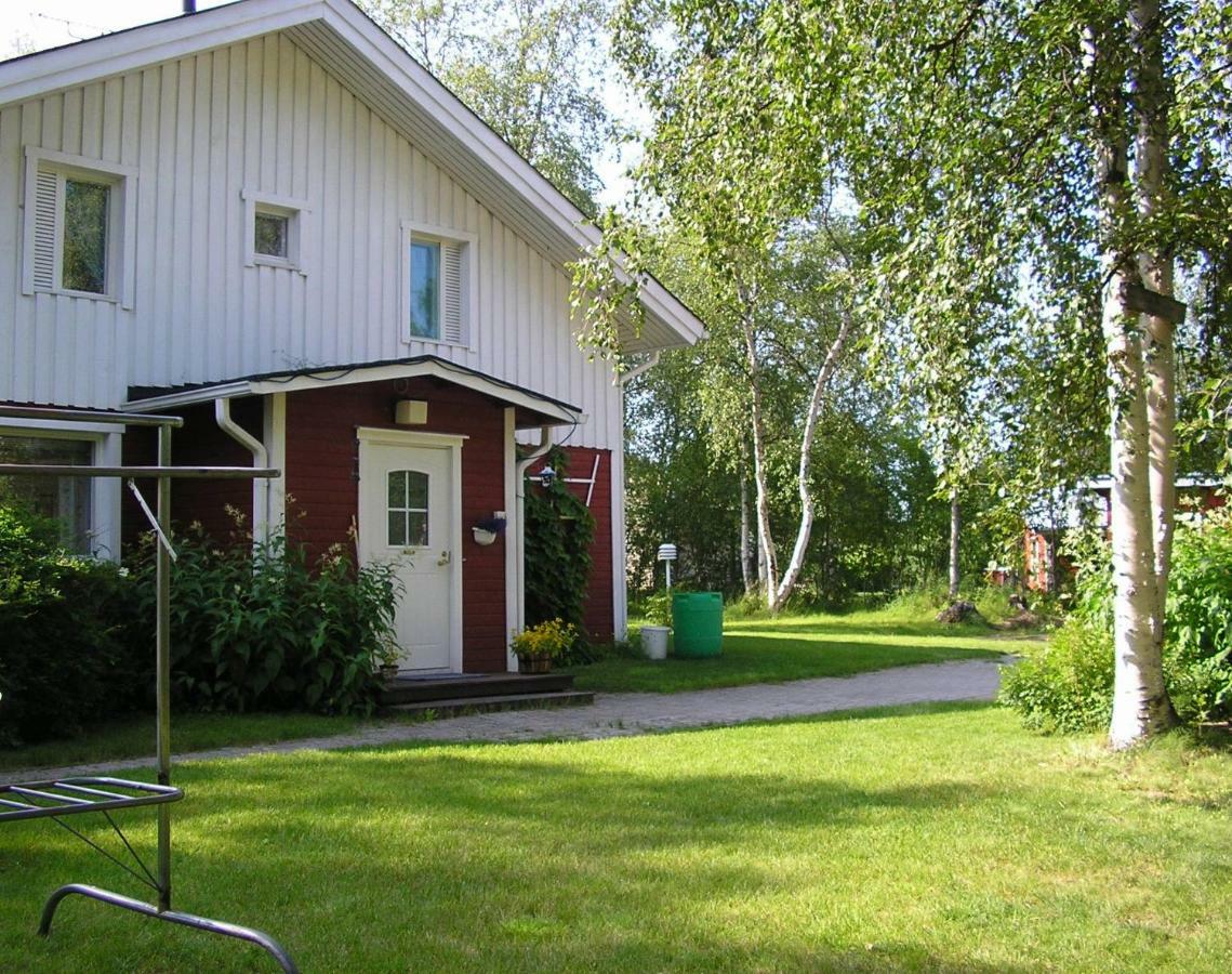 Riverhouse Lumo Ivalo Luaran gambar
