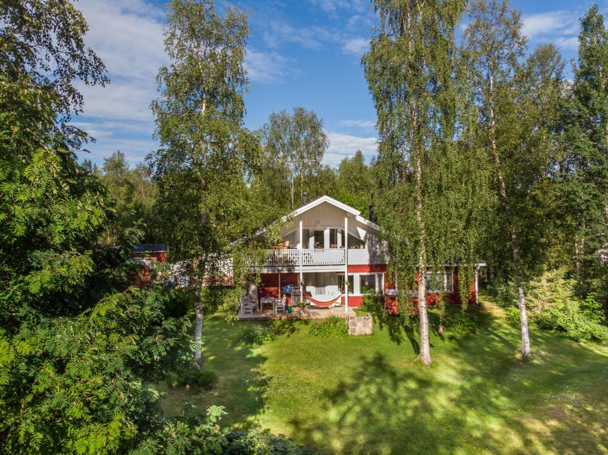 Riverhouse Lumo Ivalo Luaran gambar